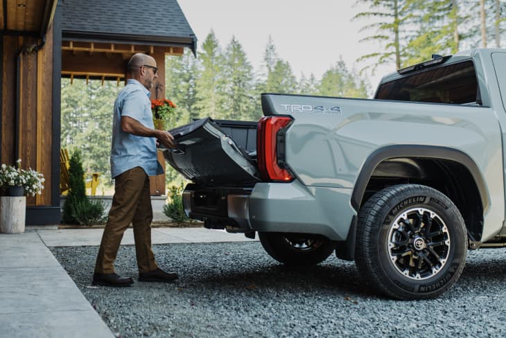 Tundra Fall Landing Page Gallery Image 4